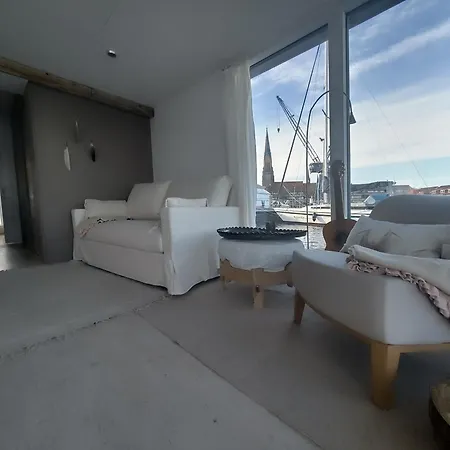 Habitide - Unikates Oeko-Natur-Hausboot - Ostsee-Fjord Schlei Apartment *