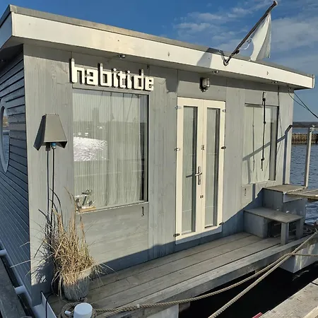 Habitide - Unikates Oeko-Natur-Hausboot - Ostsee-Fjord Schlei *