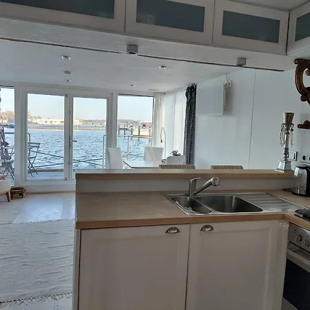 Apartment Habitide - Unikates Oeko-Natur-Hausboot - Ostsee-Fjord Schlei